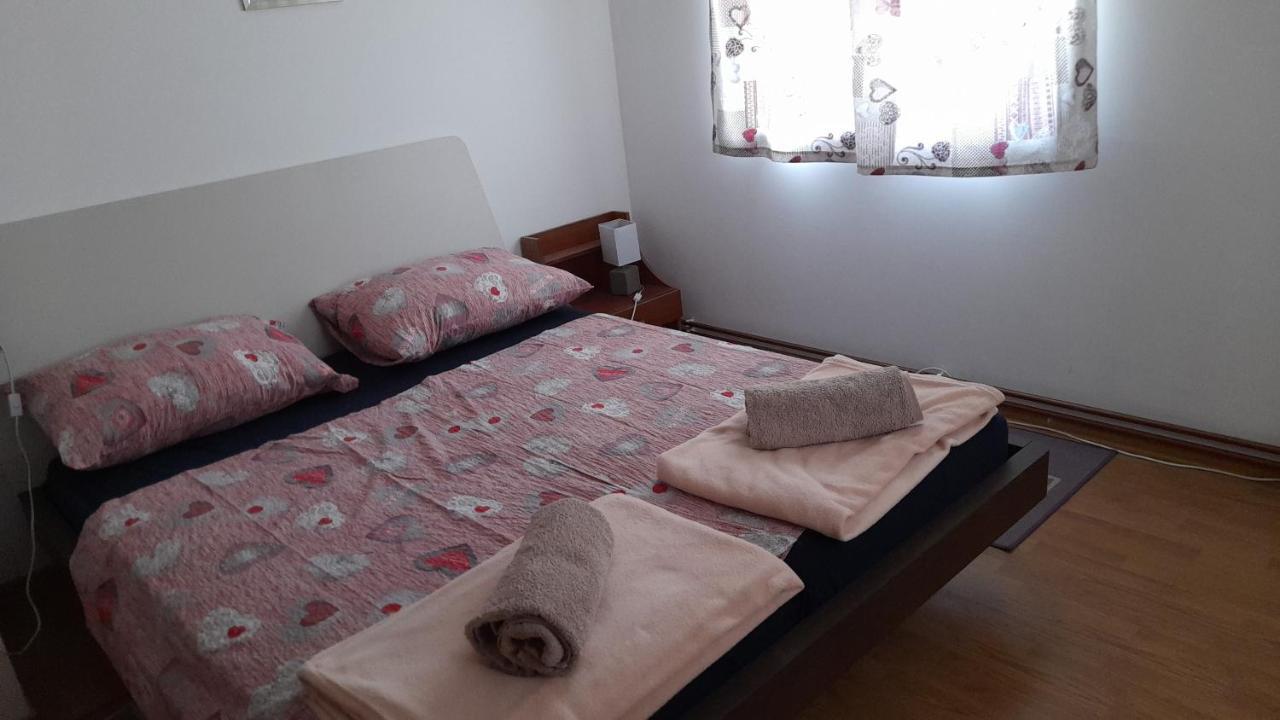 Rooms Ma La 카를로바츠 외부 사진