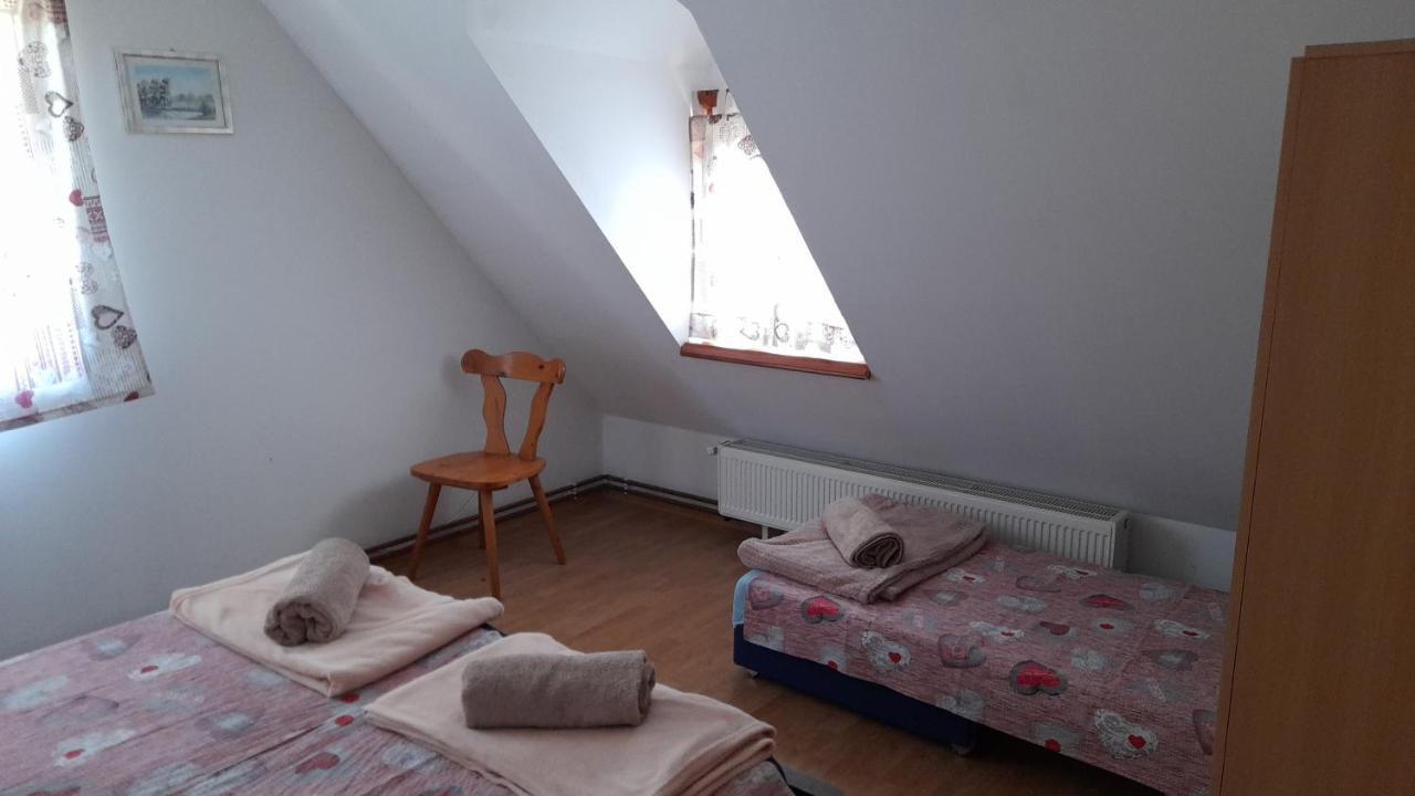 Rooms Ma La 카를로바츠 외부 사진